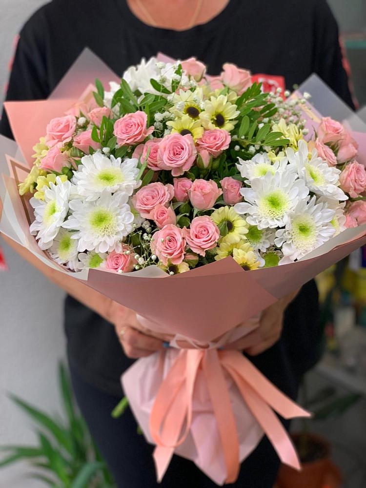 Букет цветов из: Розы и Хризантемы в Подгорном