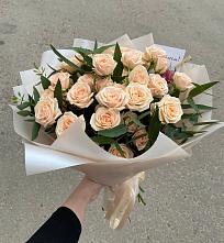 Букет Кремовые розы Латте в Подгорном