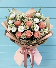 Букет цветов из:  Розы, Альстромерии и Лизиантусы #REPLACE_PRED# Подгорном