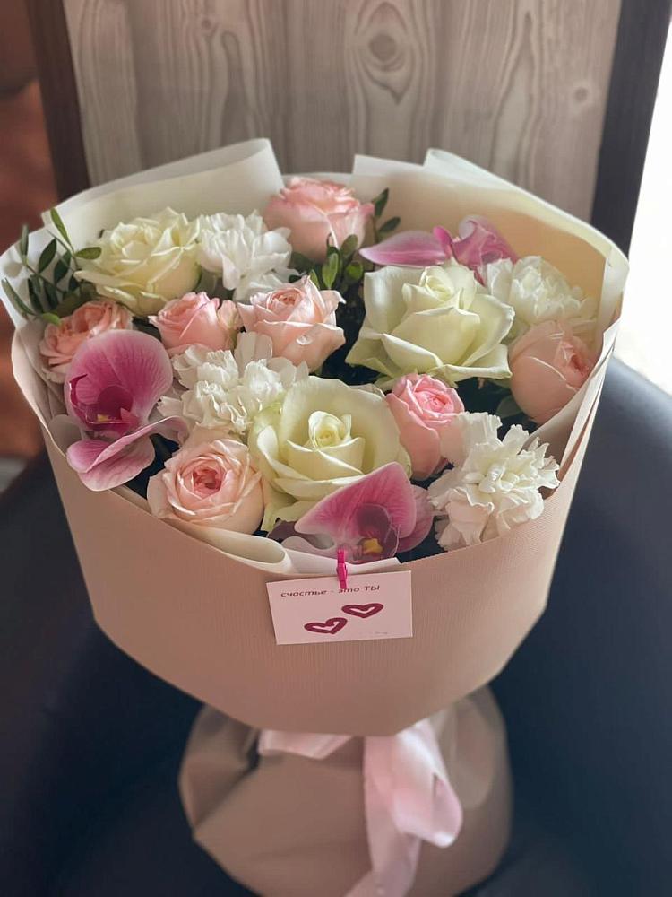 Букет цветов из: Орхидеи, Розы и Гвоздики в Подгорном