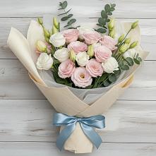 Букет цветов из:  Лизиантусы в Подгорном