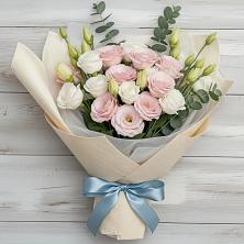 Букет цветов из:  Лизиантусы в Подгорном