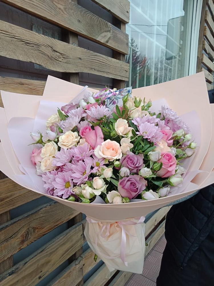 Букет цветов из: Розы и Хризантемы в Подгорном