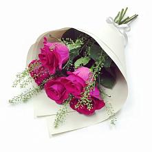 Букет цветов из:  Розы в Подгорном