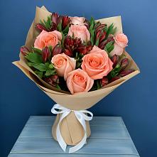 Букет цветов из:  Розы и Альстромерии в Подгорном