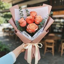 Букет цветов из:  Розы в Подгорном