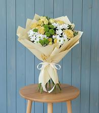 Букет цветов из:  Хризантемы и Розы в Подгорном