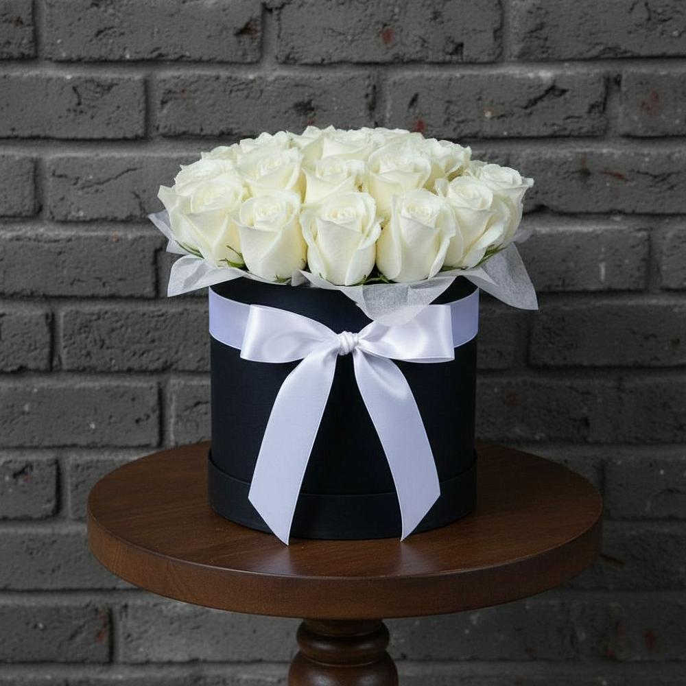 Цветочная композиция из Розы в шляпной коробке в Подгорном