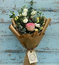Букет цветов из:  Розы и Лизиантусы в Подгорном