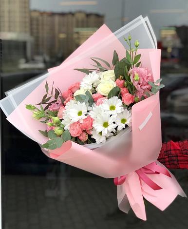 Букет цветов из: Розы, Лизиантусы и Хризантемы в Подгорном